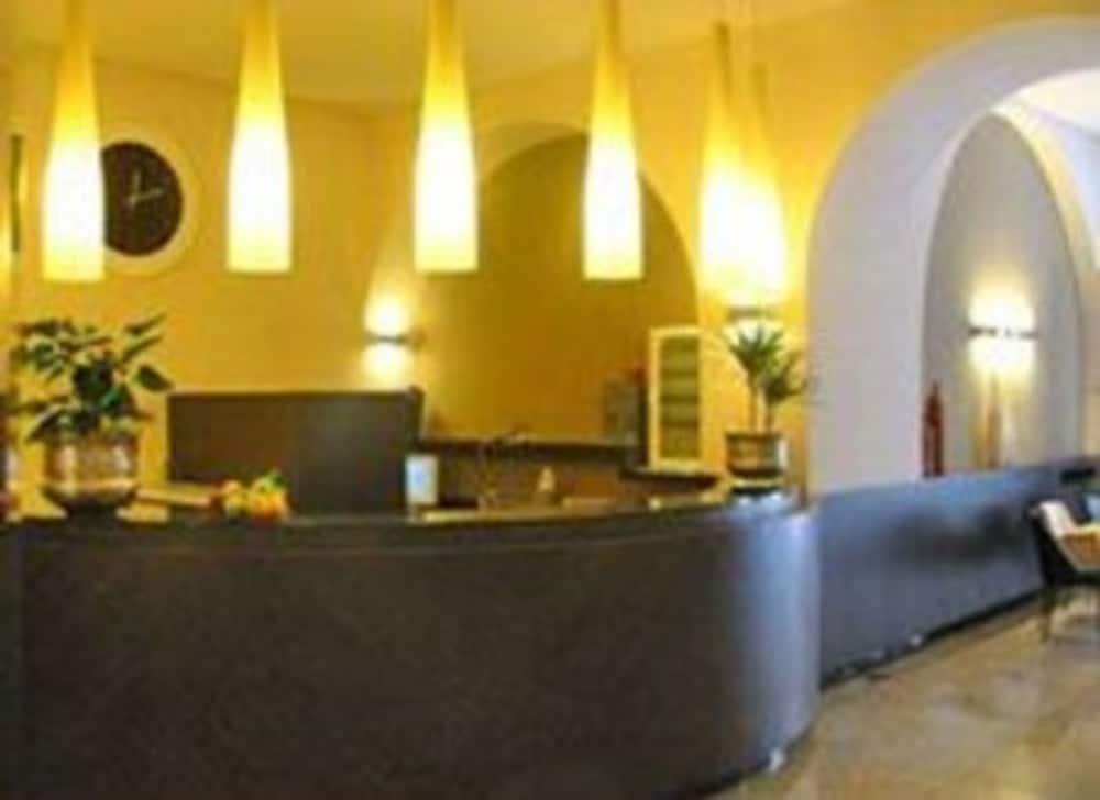 Hotel Europa Foggia Buitenkant foto