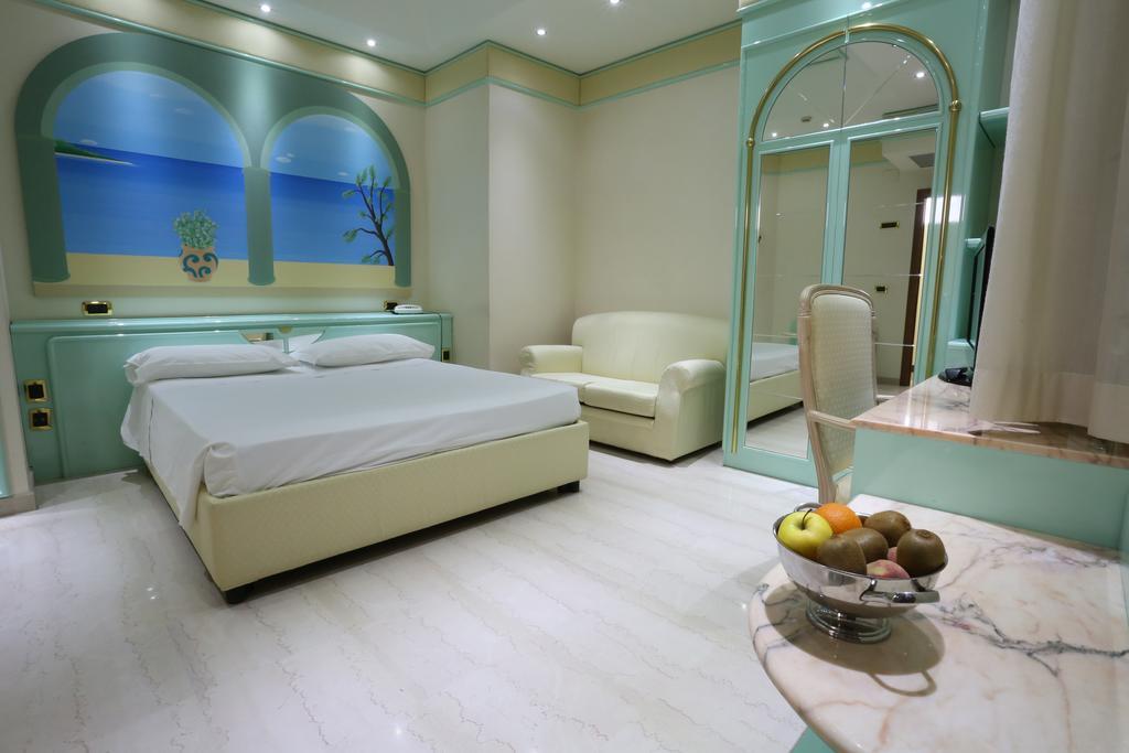Hotel Europa Foggia Buitenkant foto
