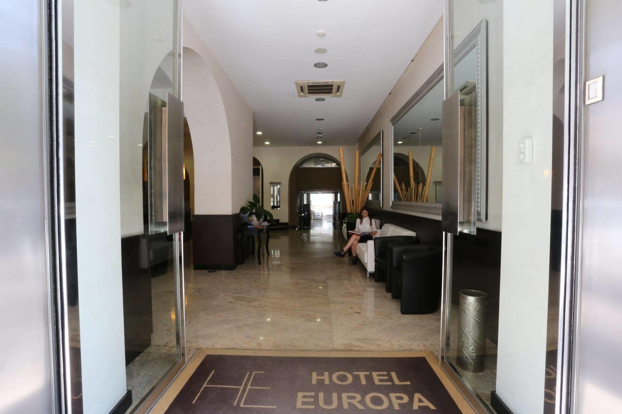 Hotel Europa Foggia Buitenkant foto