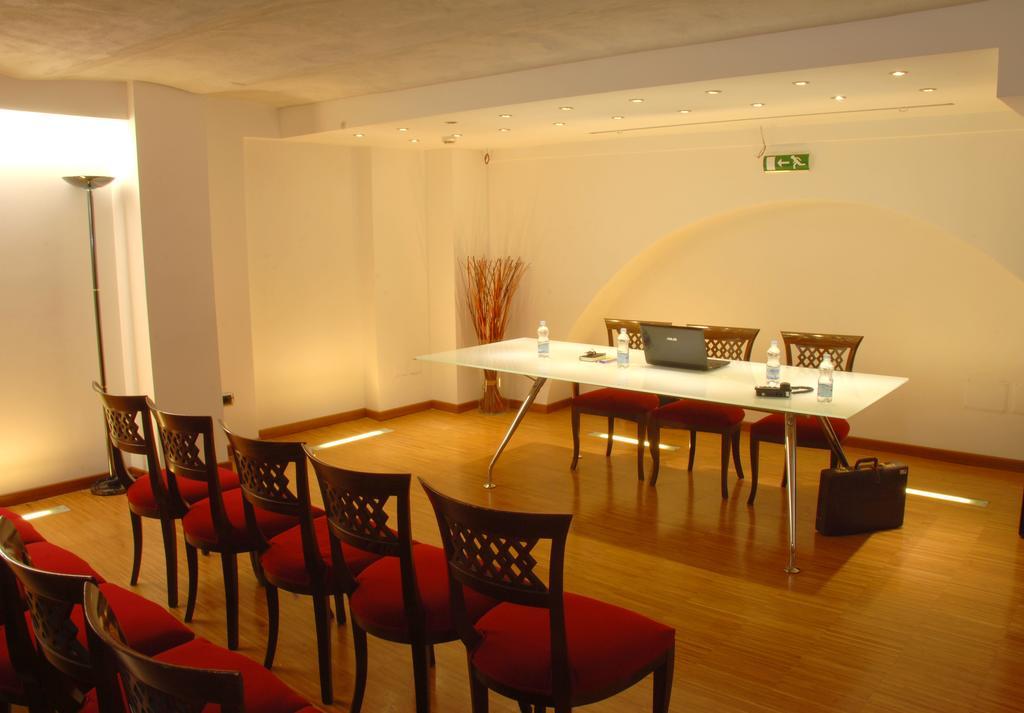 Hotel Europa Foggia Buitenkant foto