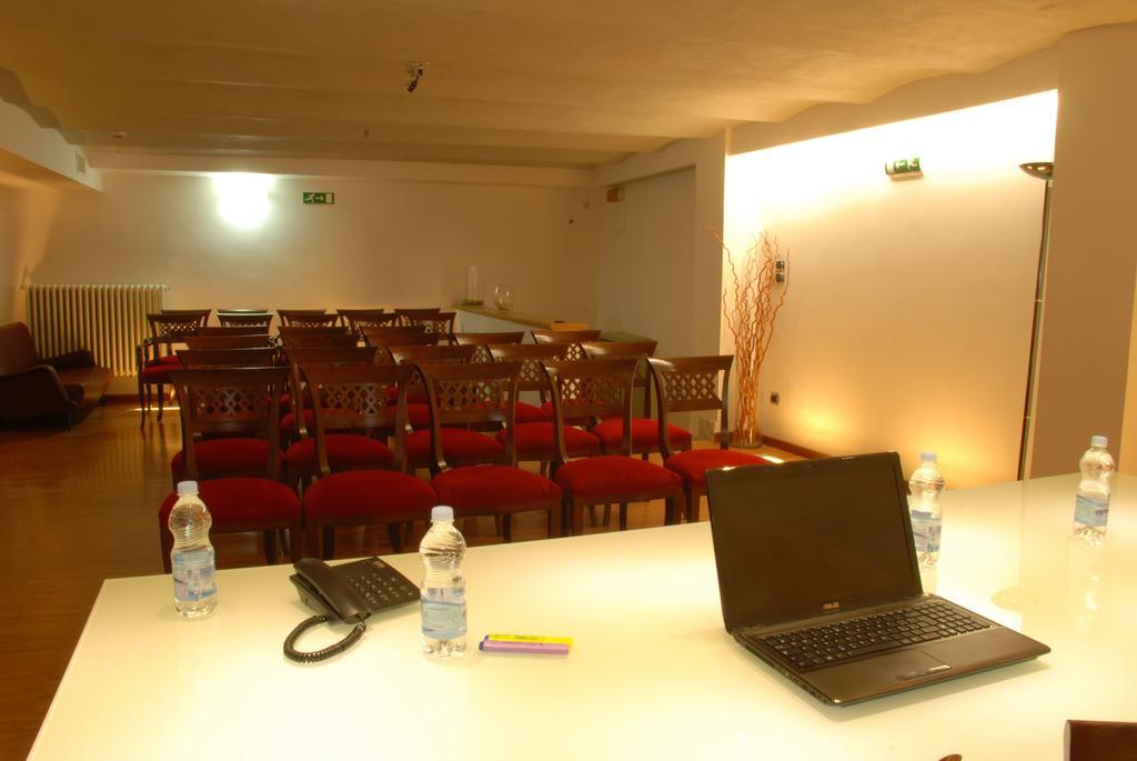 Hotel Europa Foggia Buitenkant foto