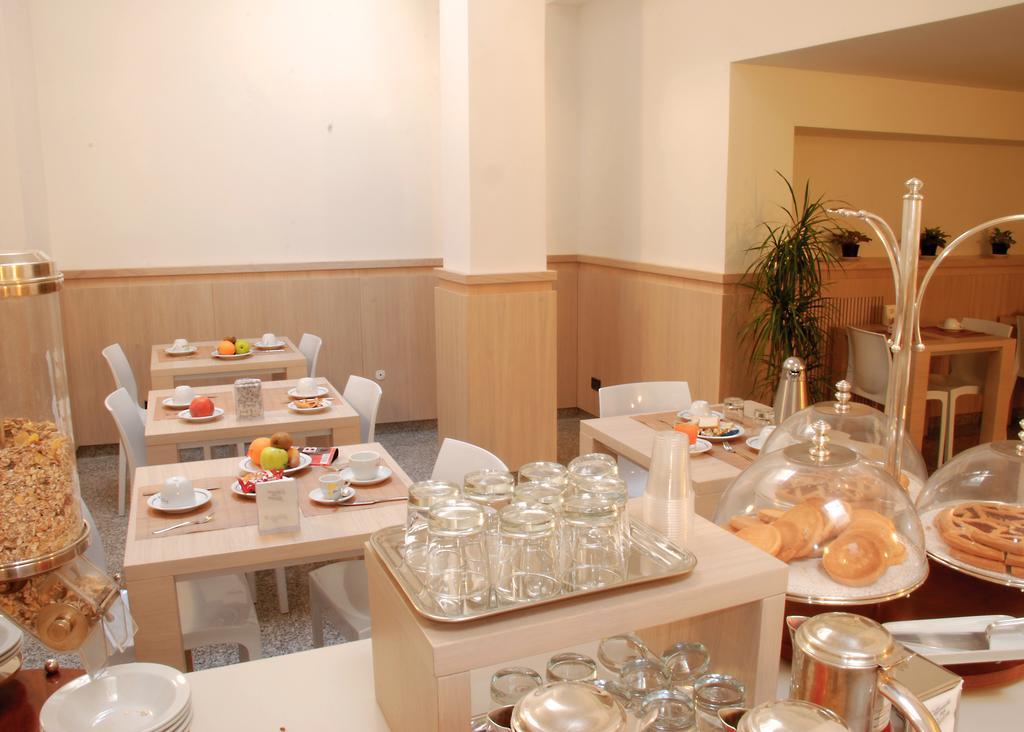 Hotel Europa Foggia Buitenkant foto